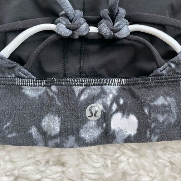 Lululemon Sunshine Salutation Sports Bra Knotted Back - Picture 4 of 7